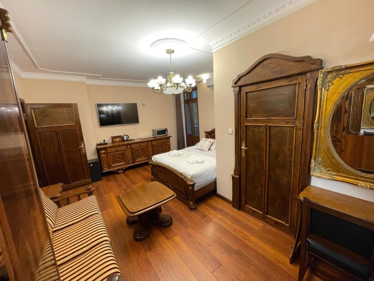 Dworek Oliwski Bed & Breakfast Gdańsk Exterior foto