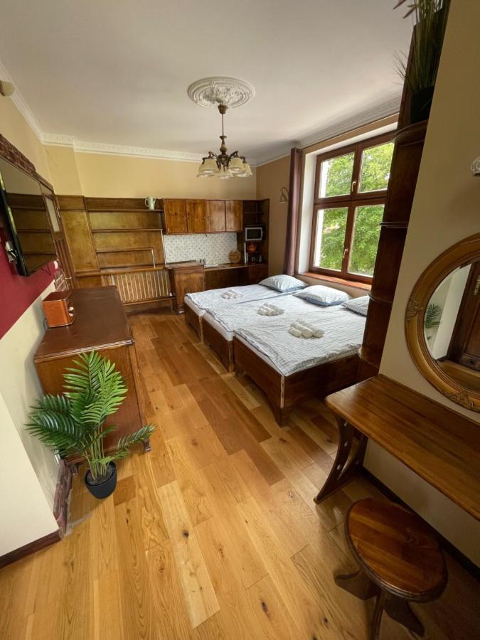 Dworek Oliwski Bed & Breakfast Gdańsk Exterior foto
