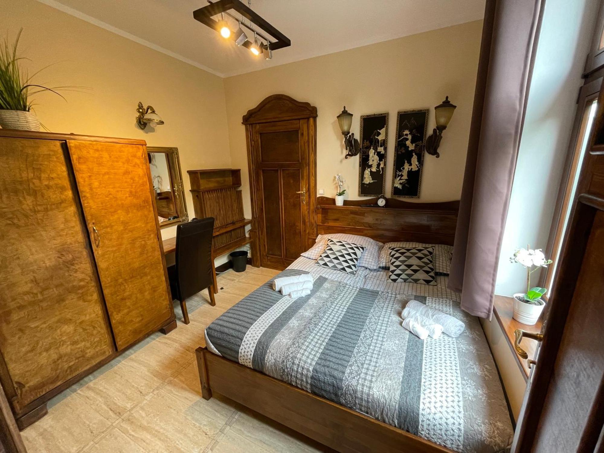 Dworek Oliwski Bed & Breakfast Gdańsk Exterior foto