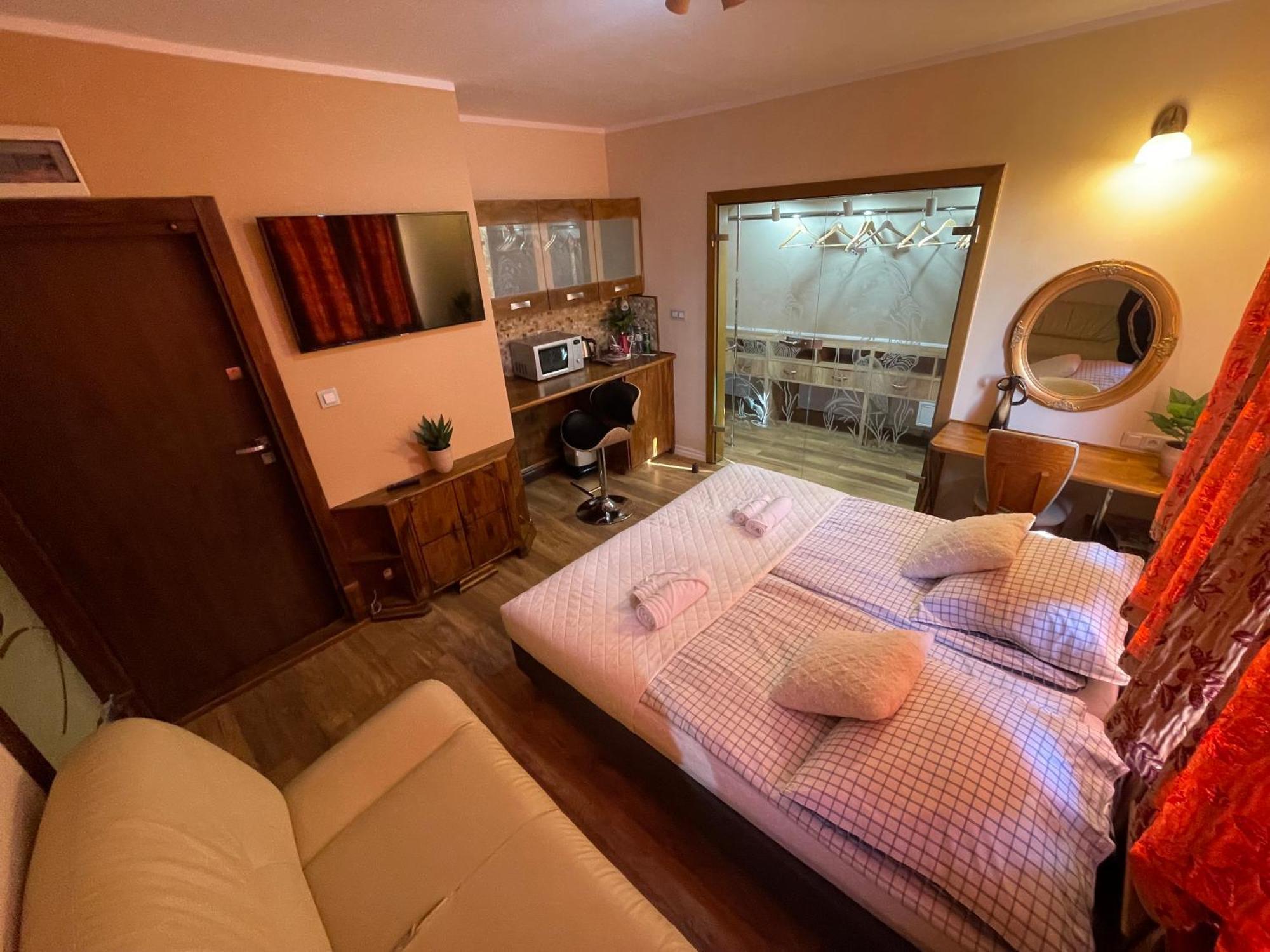Dworek Oliwski Bed & Breakfast Gdańsk Exterior foto